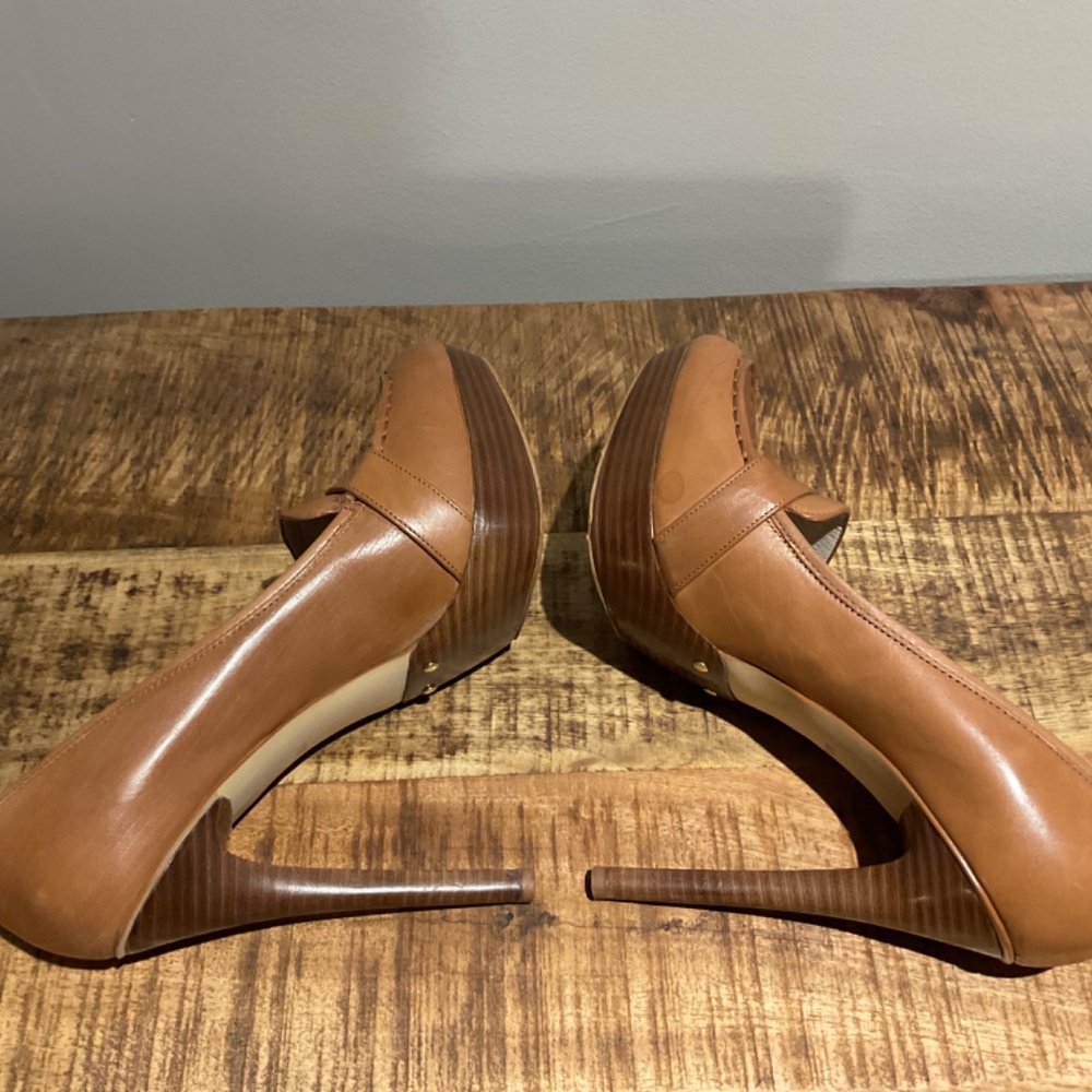 MICHAEL Michael Kors Tan LeatherBedford Platform Heels size 10 - Picture 7 of 12